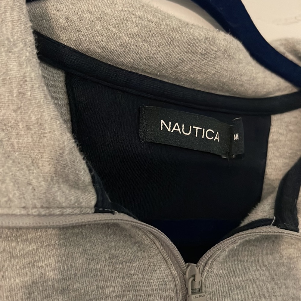 Nautica collared pullover! - Picture 3 of 3